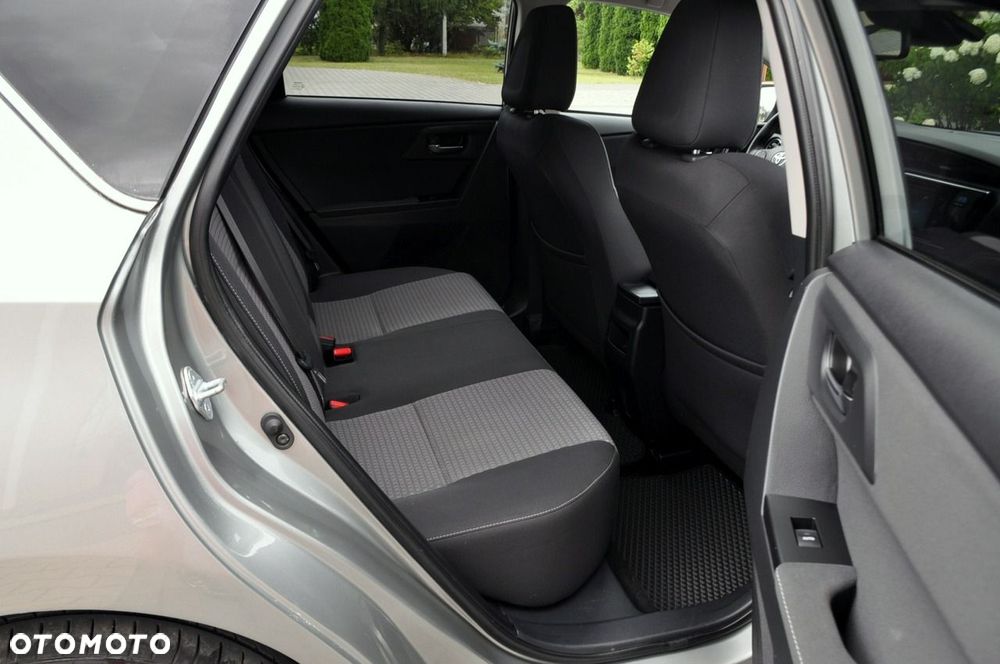 Toyota Auris - 19