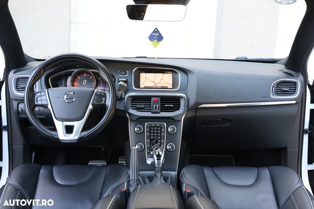 Volvo V40 D3 Aut. Kinetic - 14