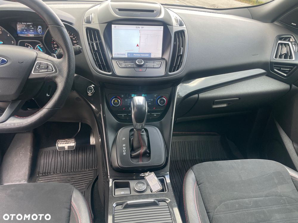 Ford Kuga 2.0 TDCi 2x4 ST-Line - 20