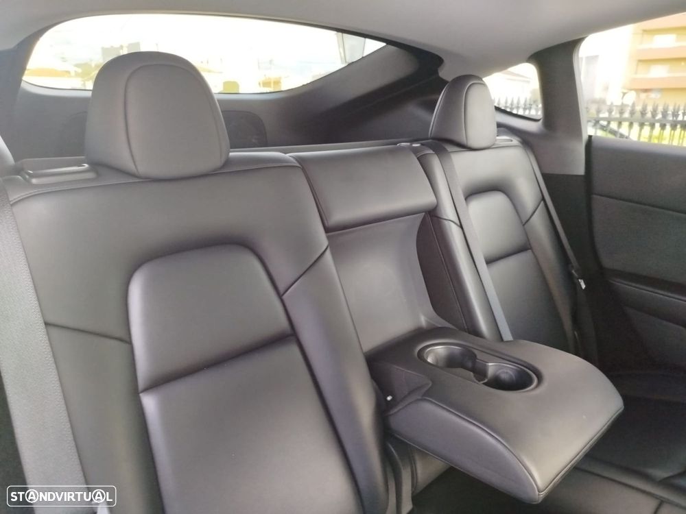 Tesla Model Y Tração Traseira - 34