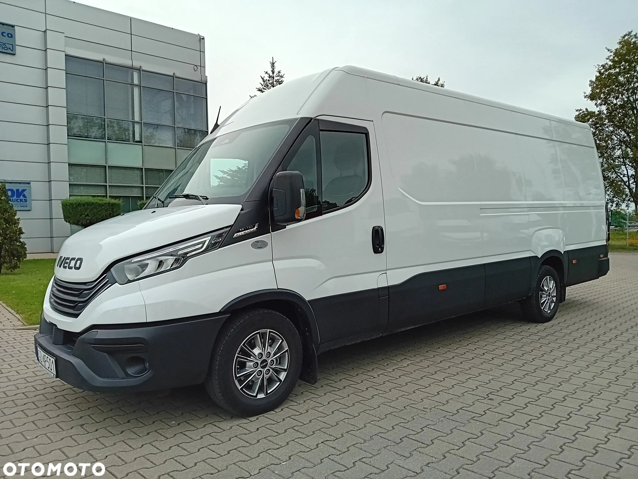 Iveco Daily L4H2 16m3 35S18HA8 3.0D 180KM Hi Matic Air PRO  DEMO - 4
