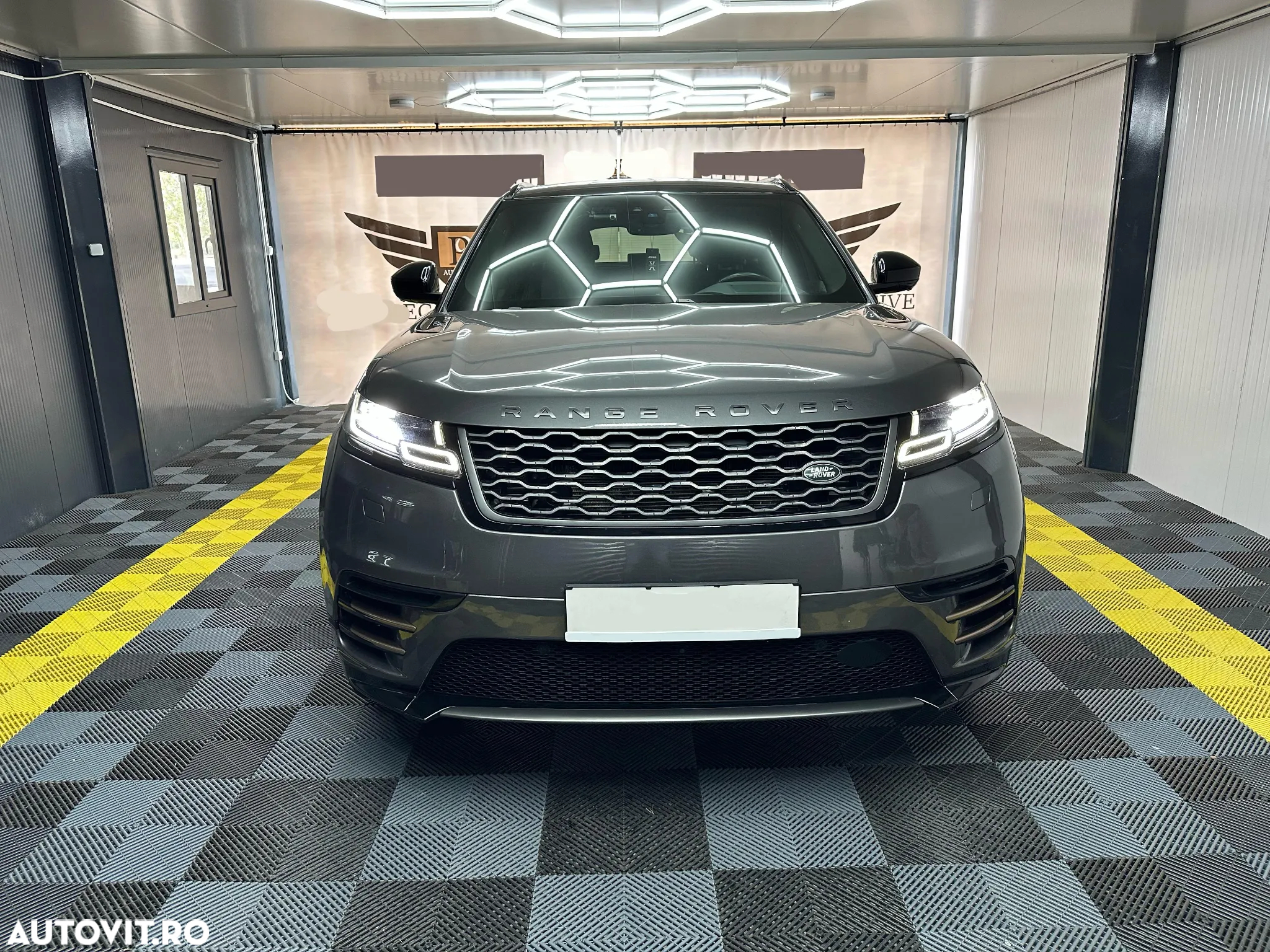 Land Rover Range Rover Velar 2.0 R-Dynamic S - 2