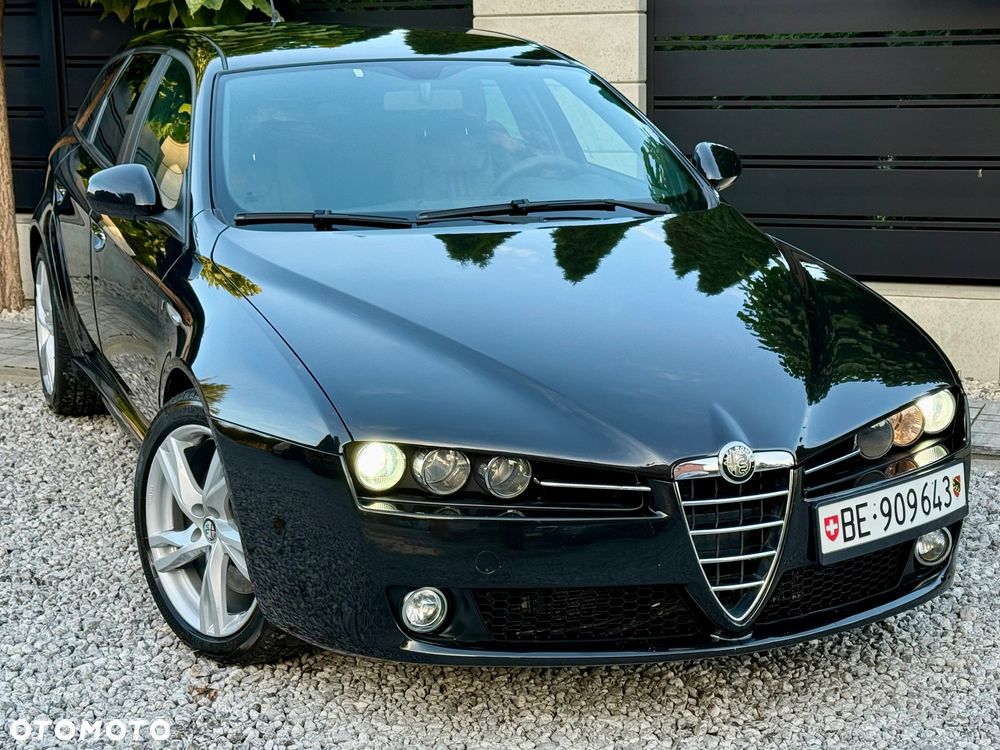 Alfa Romeo 159 2008 photo 5