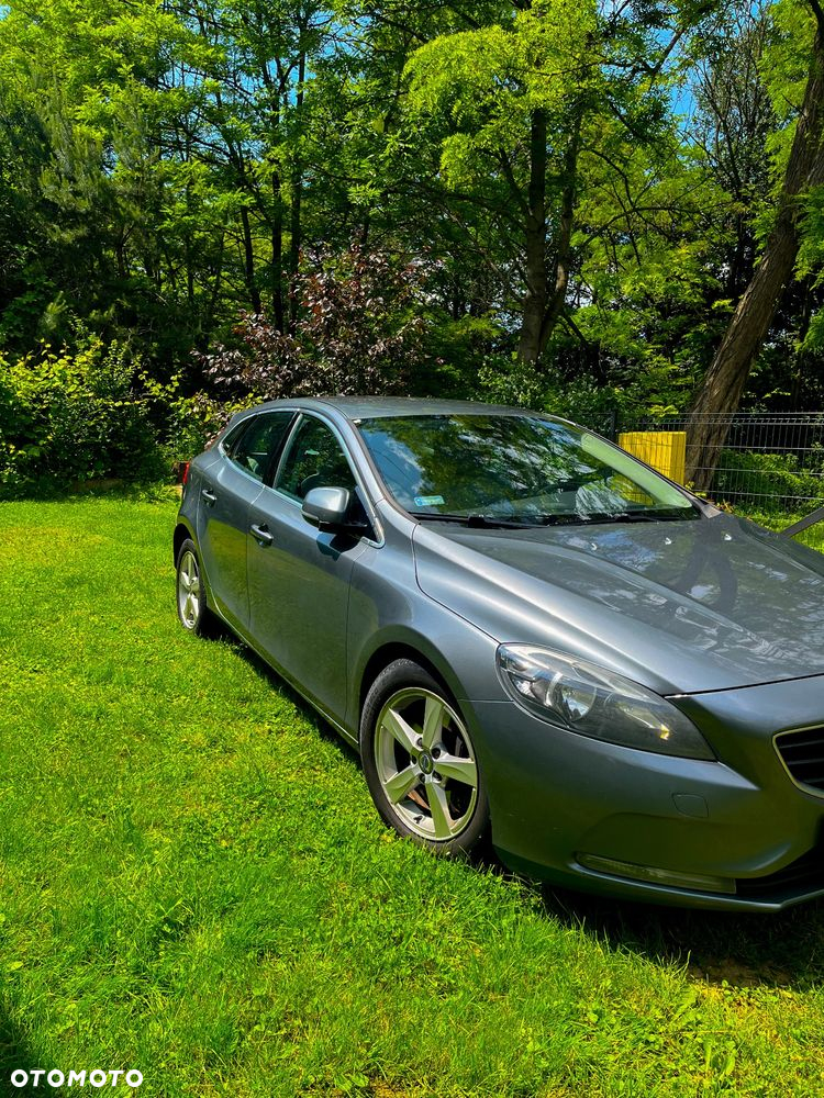Volvo V40 D3 Momentum - 2