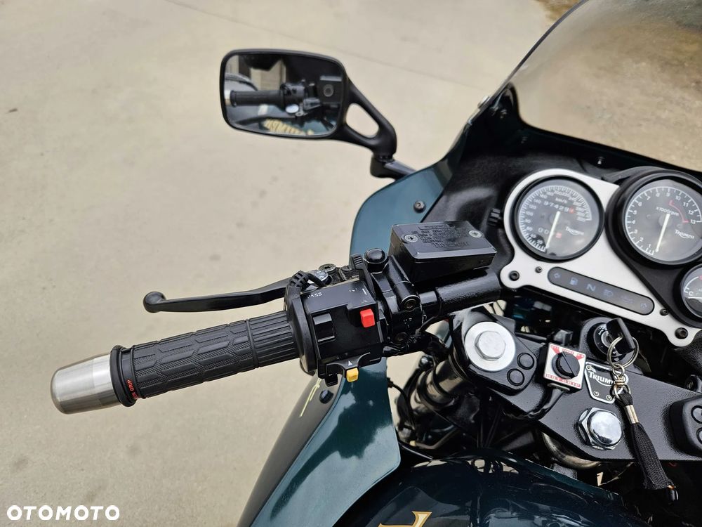 Triumph Sprint - 27