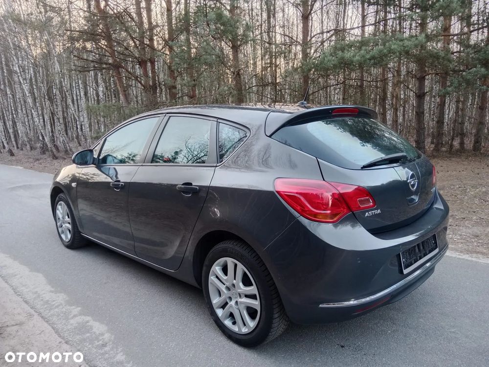 Opel Astra - 6