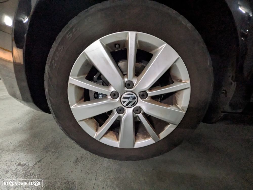VW Golf 1.6 TDi Edition - 21