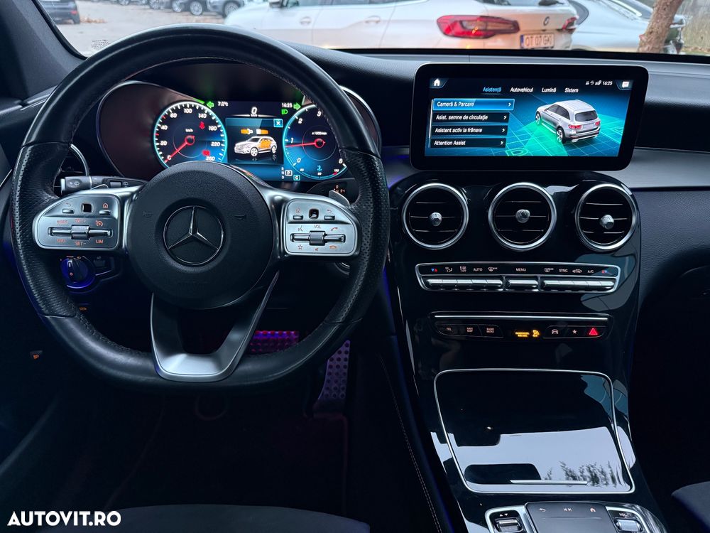 Mercedes-Benz GLC 300 d 4Matic 9G-TRONIC AMG Line - 16
