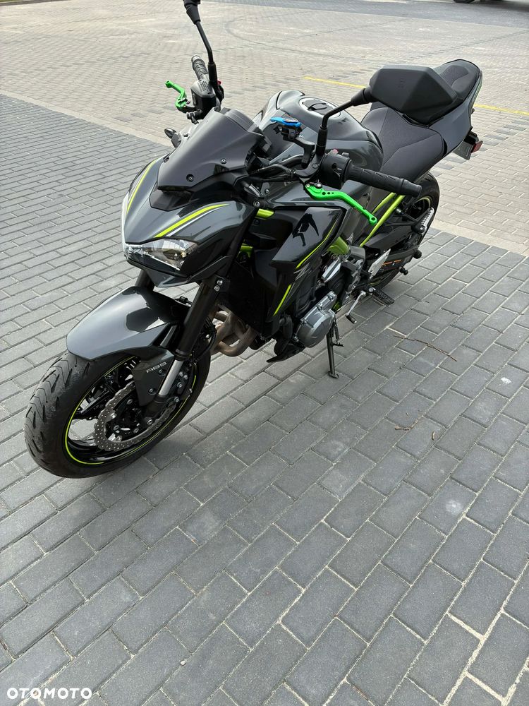 Kawasaki Z 900 - 6