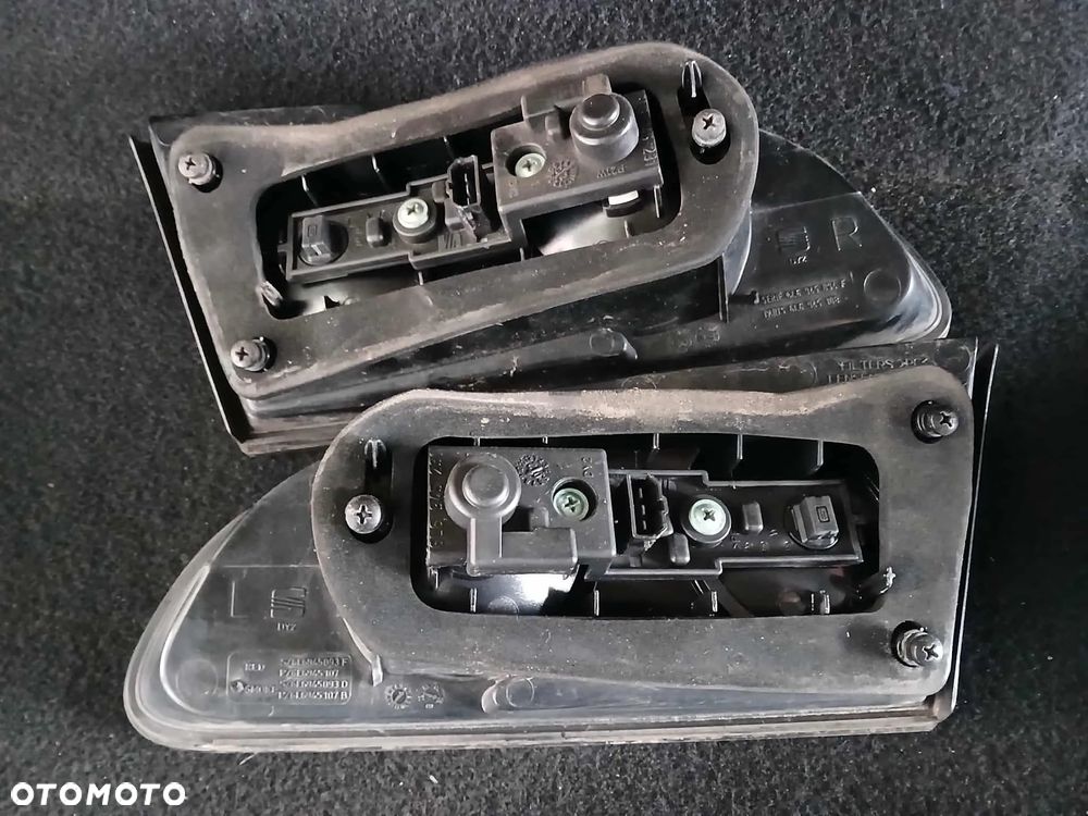 Seat Ibiza III Lampa tylna w klape - 4