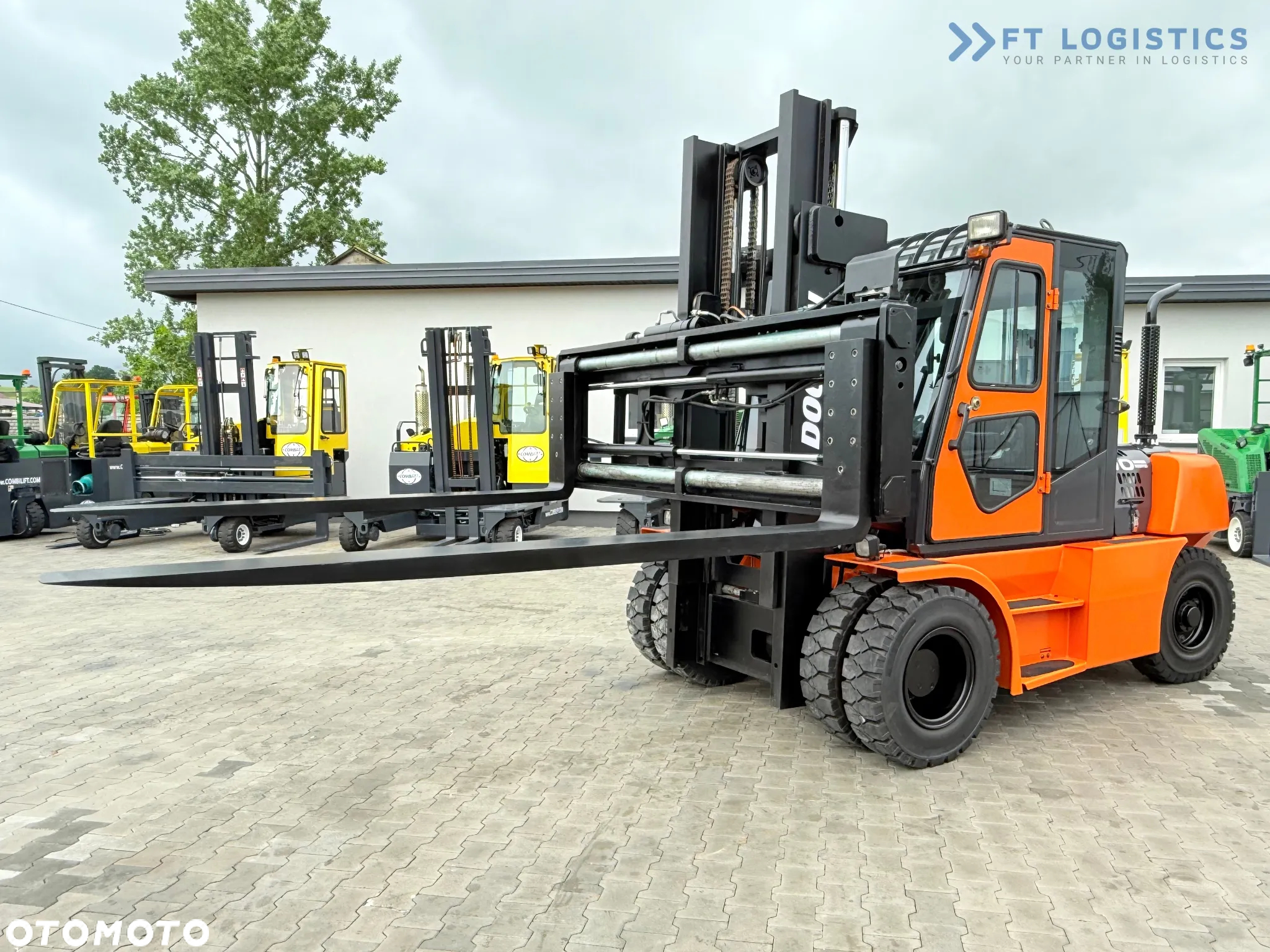 Doosan DOOSAN_DUPLEX-3000MM_PRZESUW-BOCZNY_POZYCJONER_WIDŁY-2500MM_7000KG_KABINA_JAK-NOWY - 26