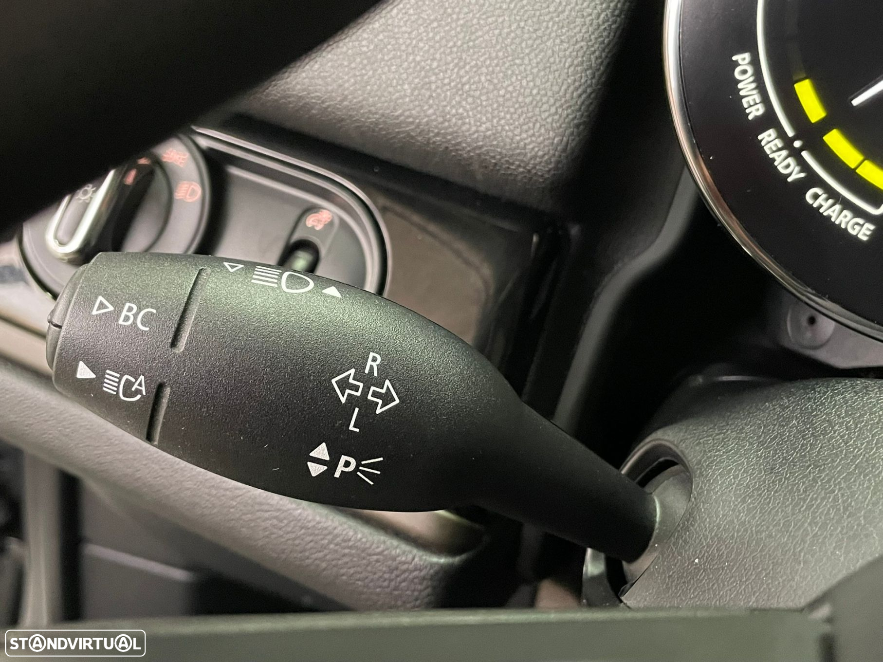 MINI Countryman Cooper SE Premium Essential Auto - 17