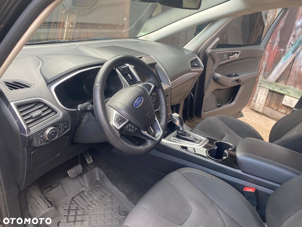 Ford S-Max - 22