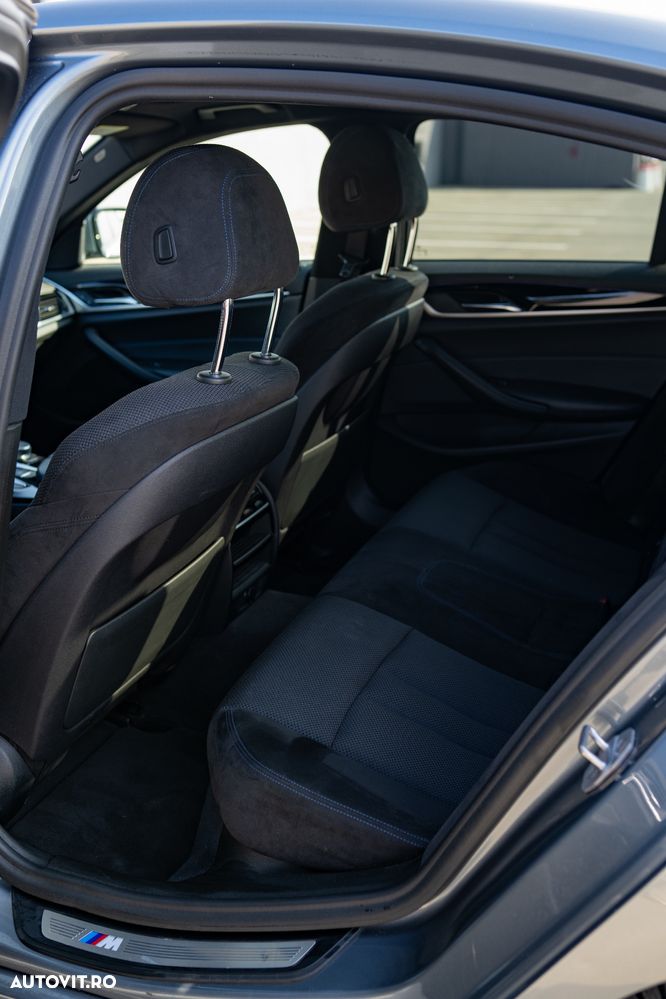BMW Seria 5 520d xDrive AT - 16