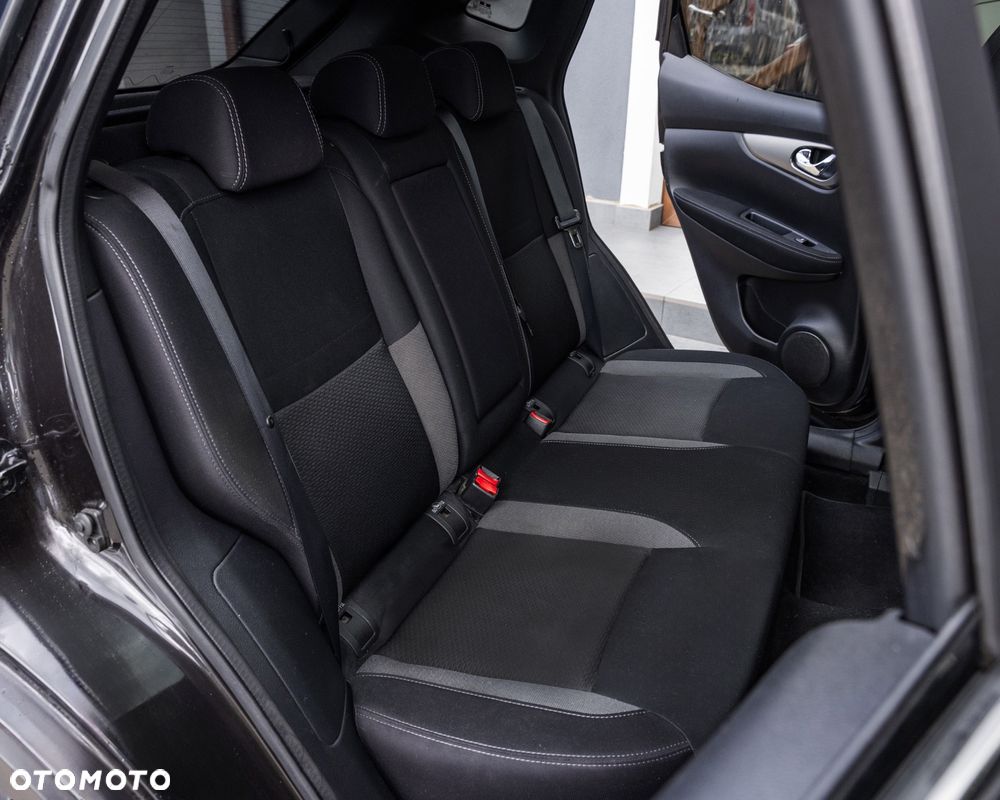 Nissan Qashqai 1.2 DIG-T N-Connecta - 34