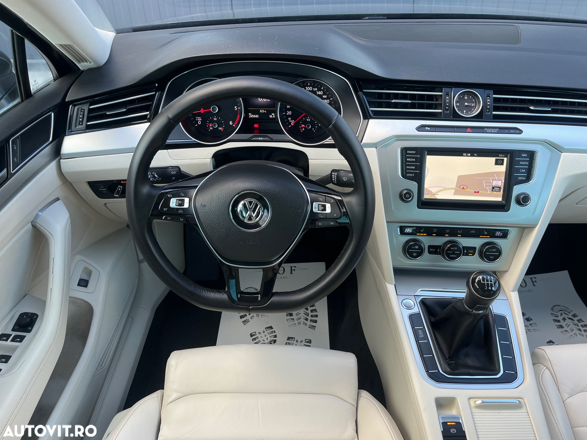 Volkswagen Passat 1.6 TDI (BlueMotion Technology) Comfortline - 29