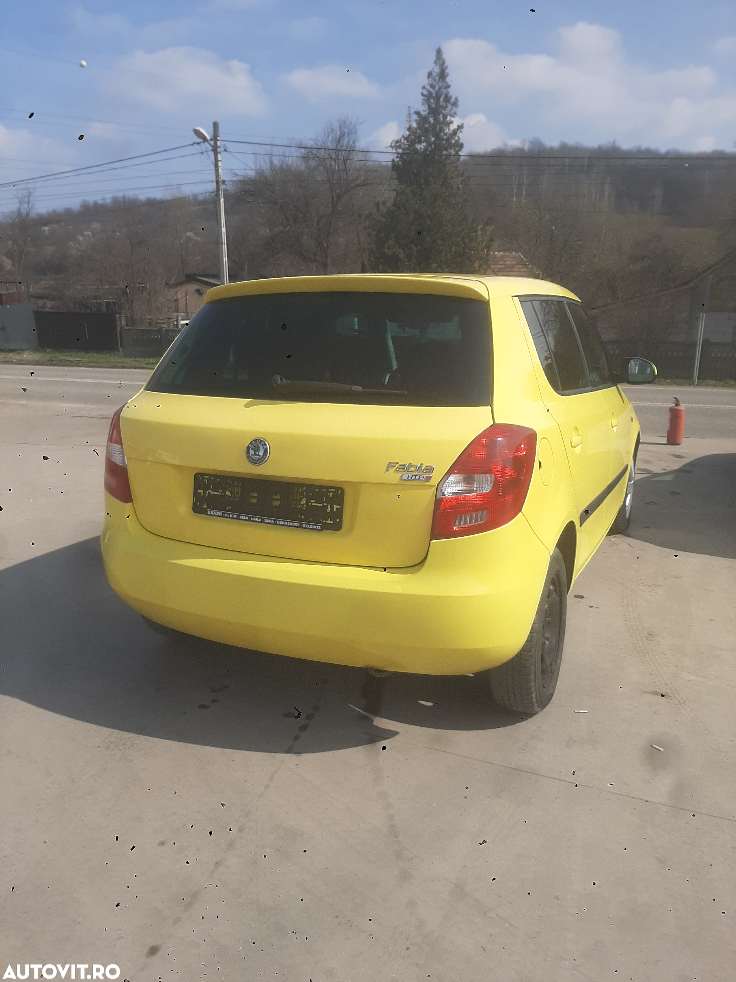 Skoda Fabia 1.2 HTP Active - 2