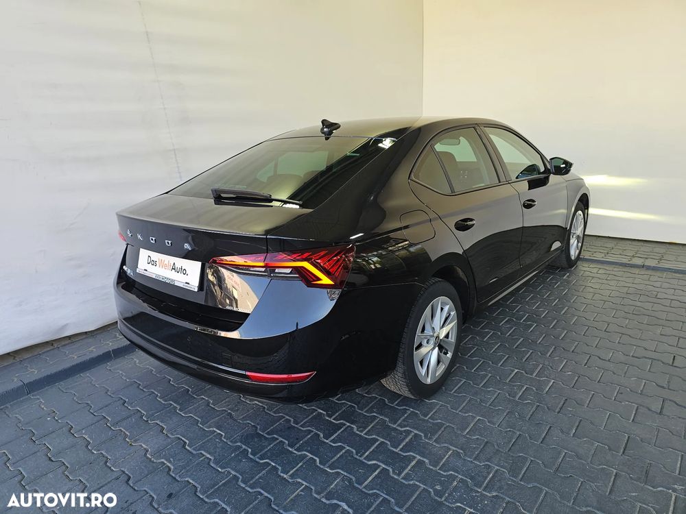 Skoda Octavia 2.0 TDI DSG Style - 28