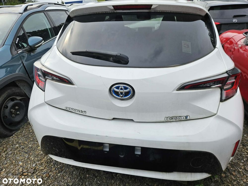 Toyota Corolla 1.8 Comfort - 12