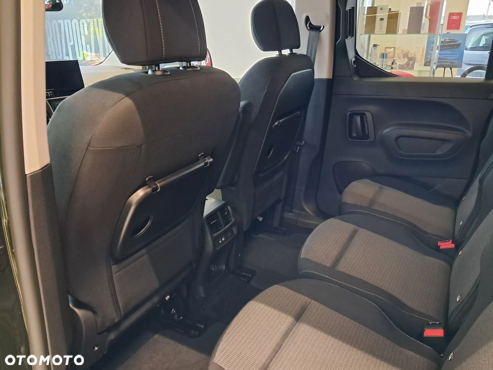 Toyota Proace City Verso 1.5 D-4D VIP - 24