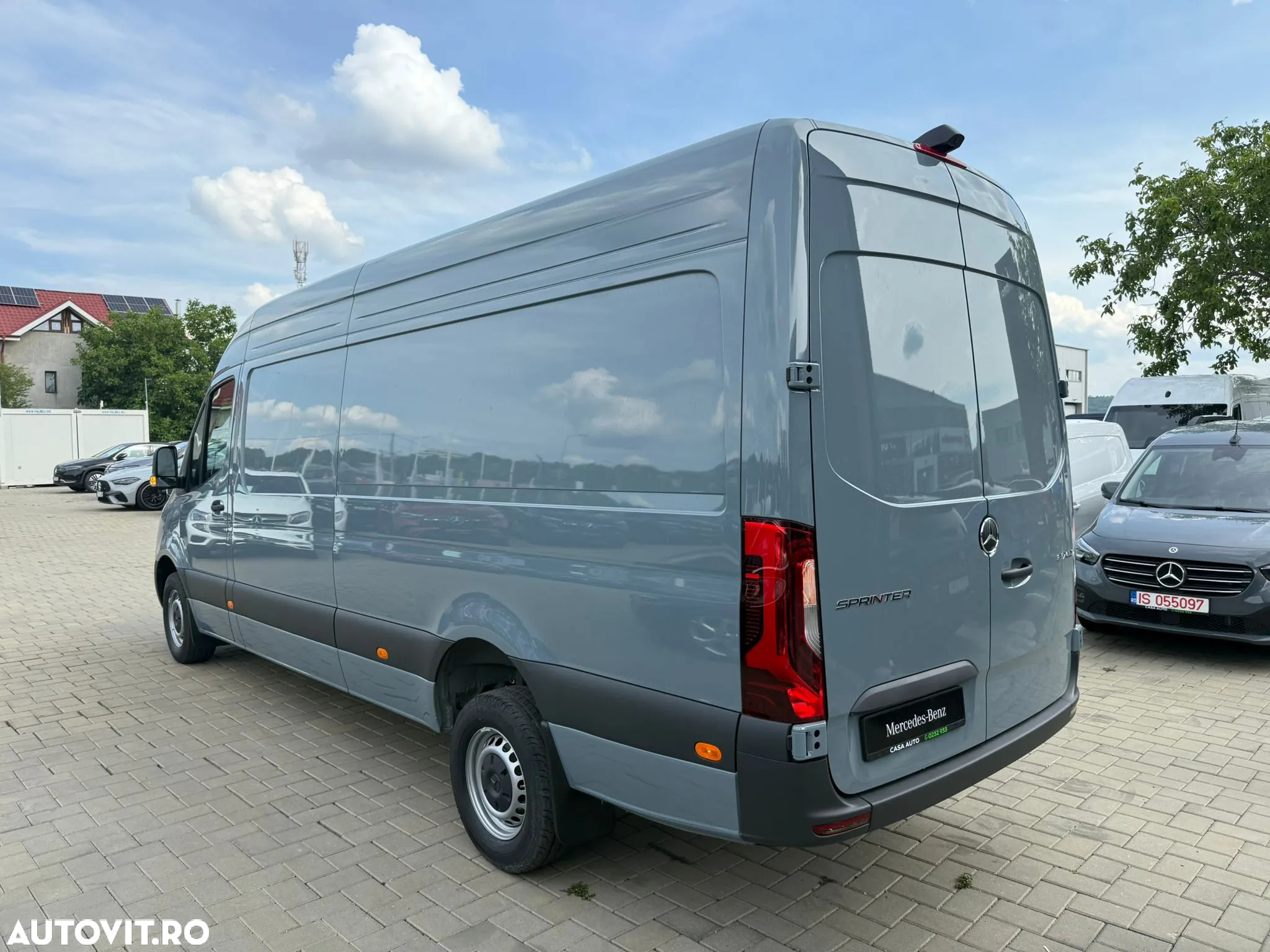 Mercedes-Benz Sprinter - 6