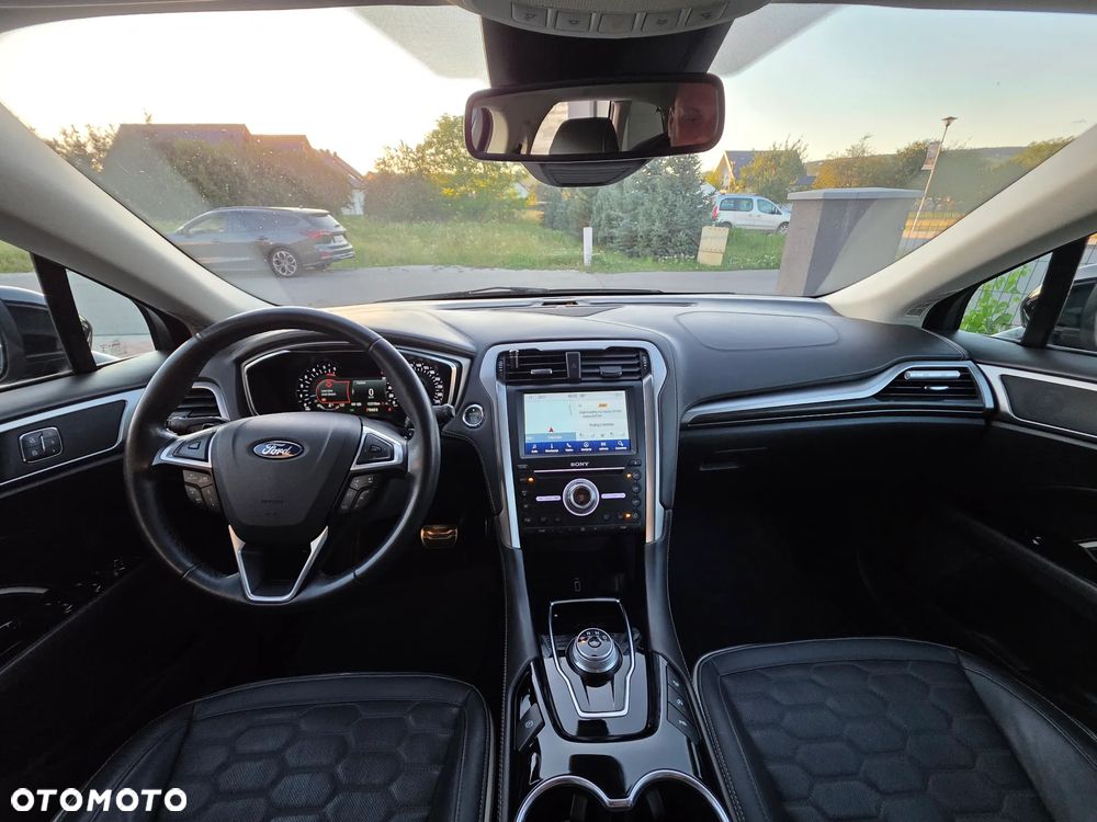 Ford Mondeo 2.0 EcoBlue Vignale - 24