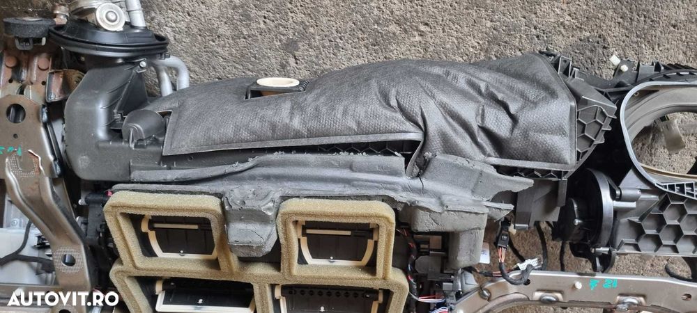 Aeroterma model climatronic BMW F20 F21 F30 F31 F32 F36 cod 9325142 - 3