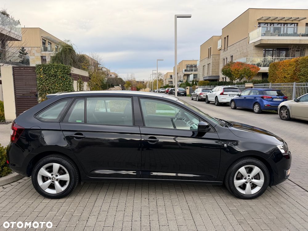 Skoda RAPID 1.4 TSI Ambition Max DSG - 6
