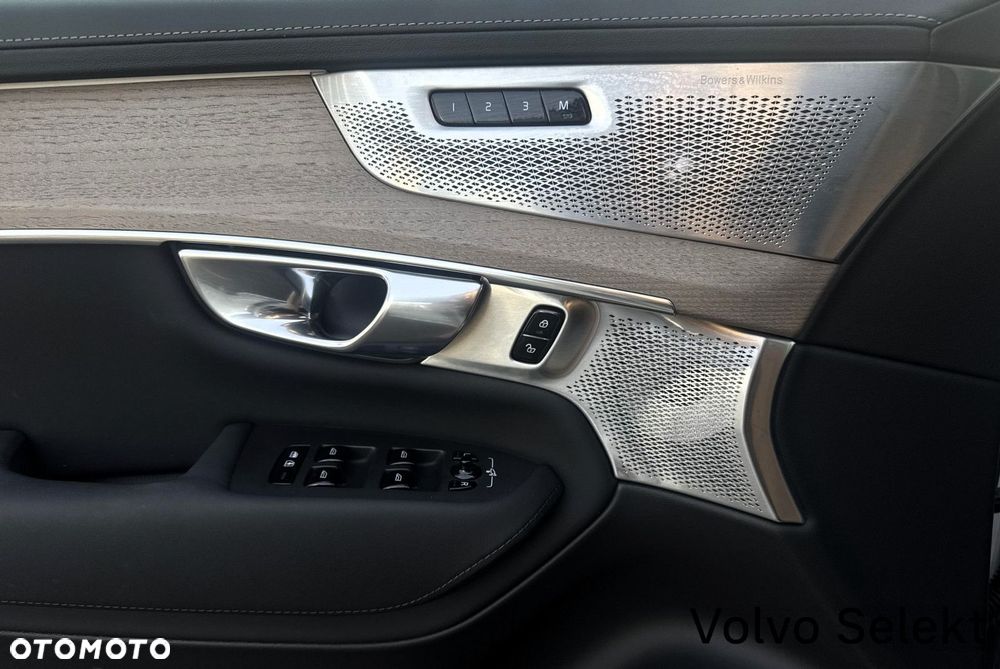 Volvo XC 90 - 25