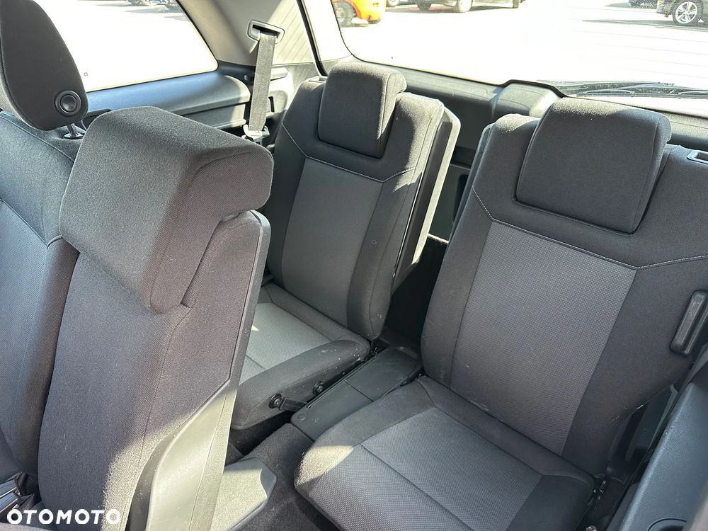 Opel Zafira 1.8 - 9
