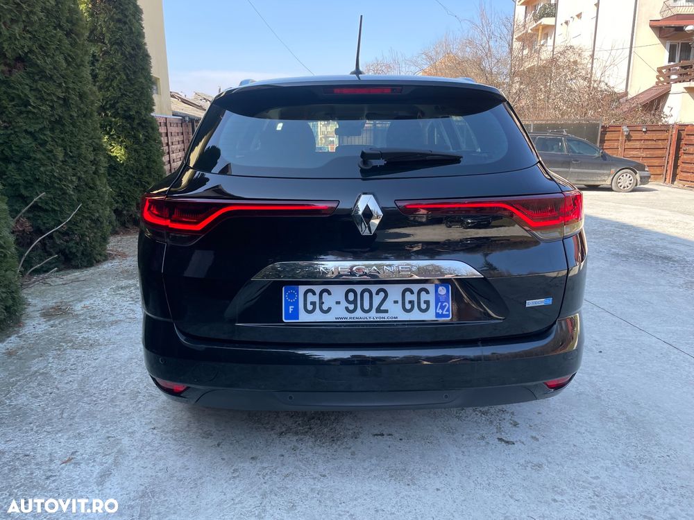 Renault Megane E-TECH 160 INTENS - 8