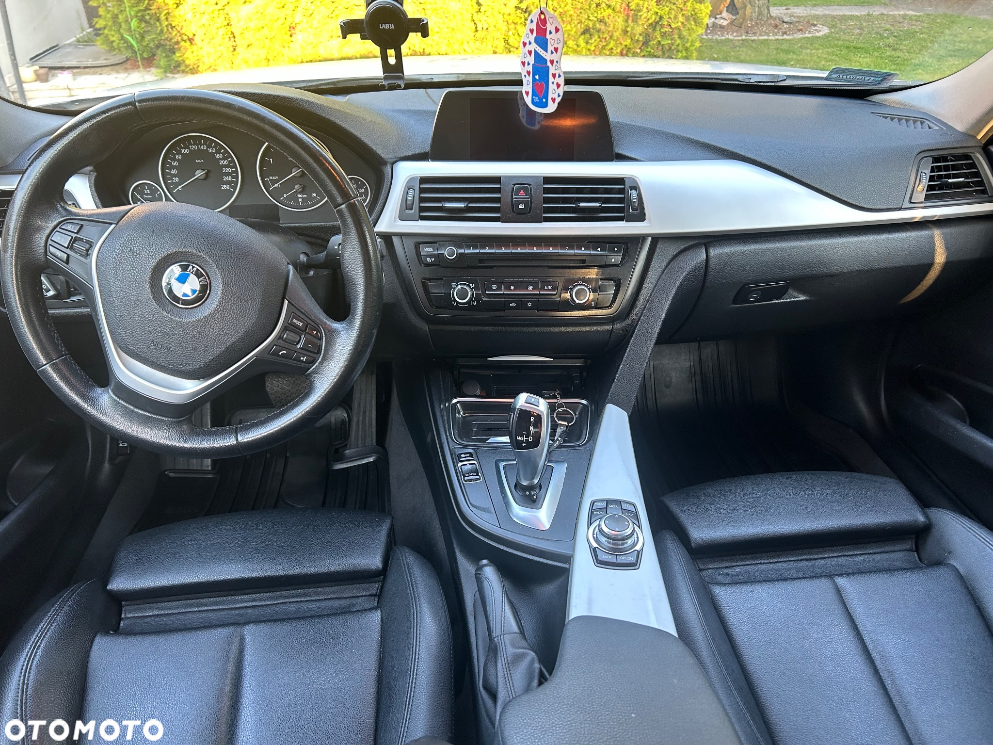 BMW Seria 3 320d DPF - 13