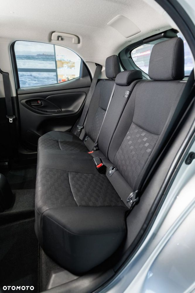 Toyota Yaris 1.5 Comfort - 22