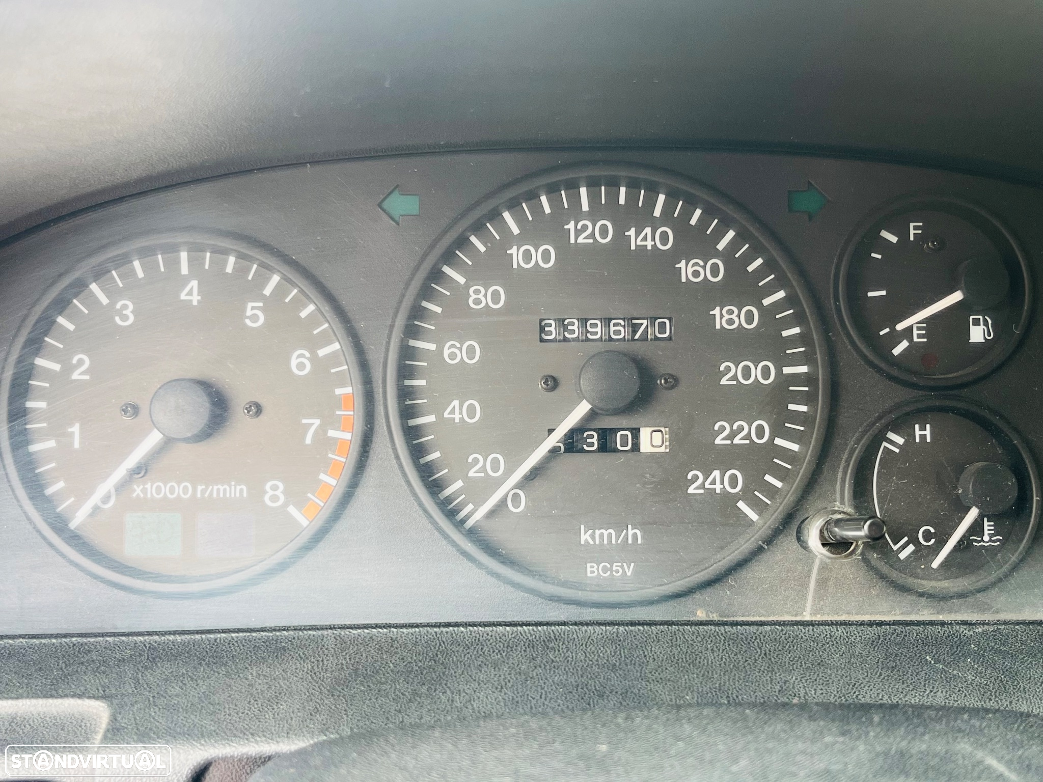Mazda 323 F 1.5 - 43