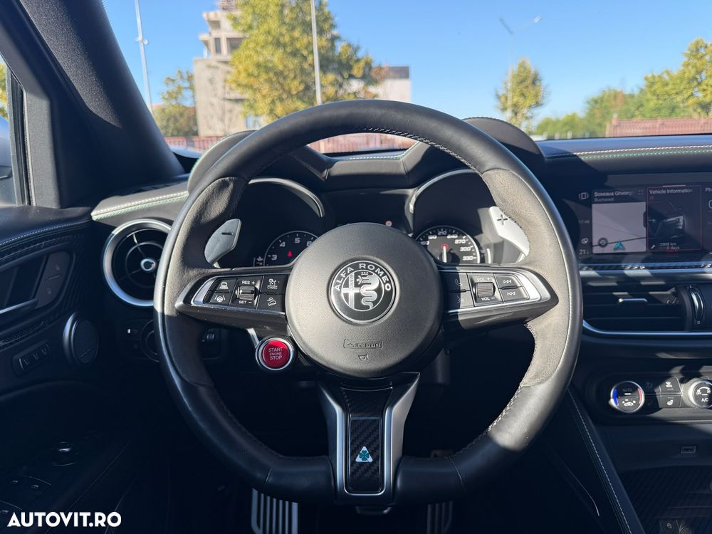 Alfa Romeo Stelvio 2.9 V6 Turbo AWD AT8 Quadrifoglio - 13