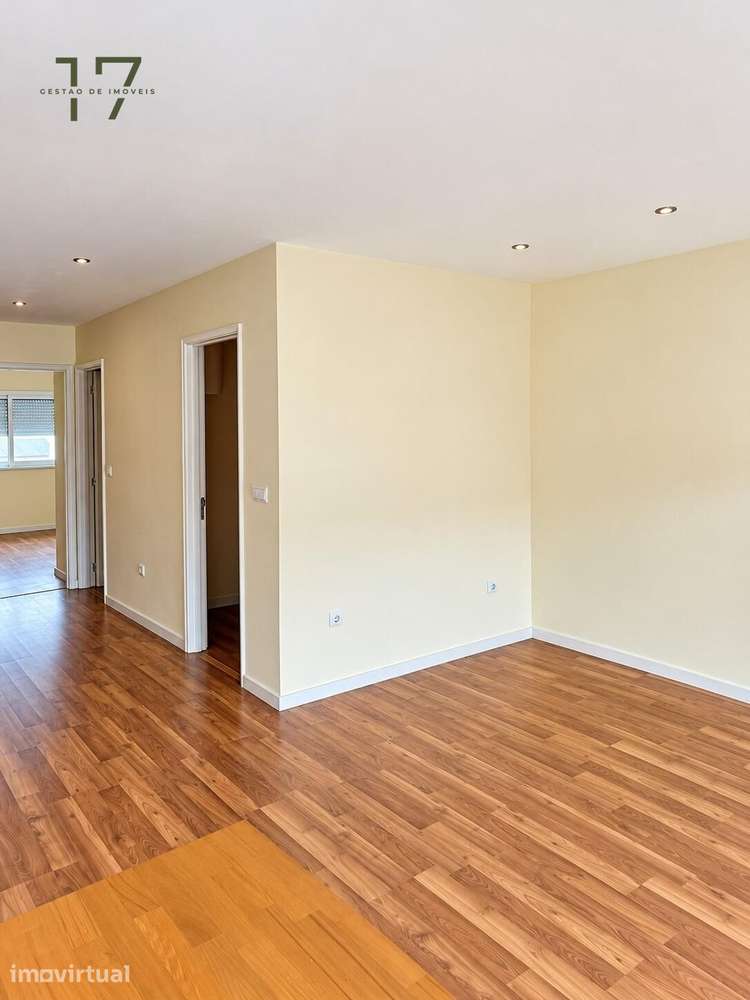 APARTAMENTO T2 PARA ARRENDAMENTO | SENHORA DA HORA, MATOSINHOS - Grande imagem: 4/15