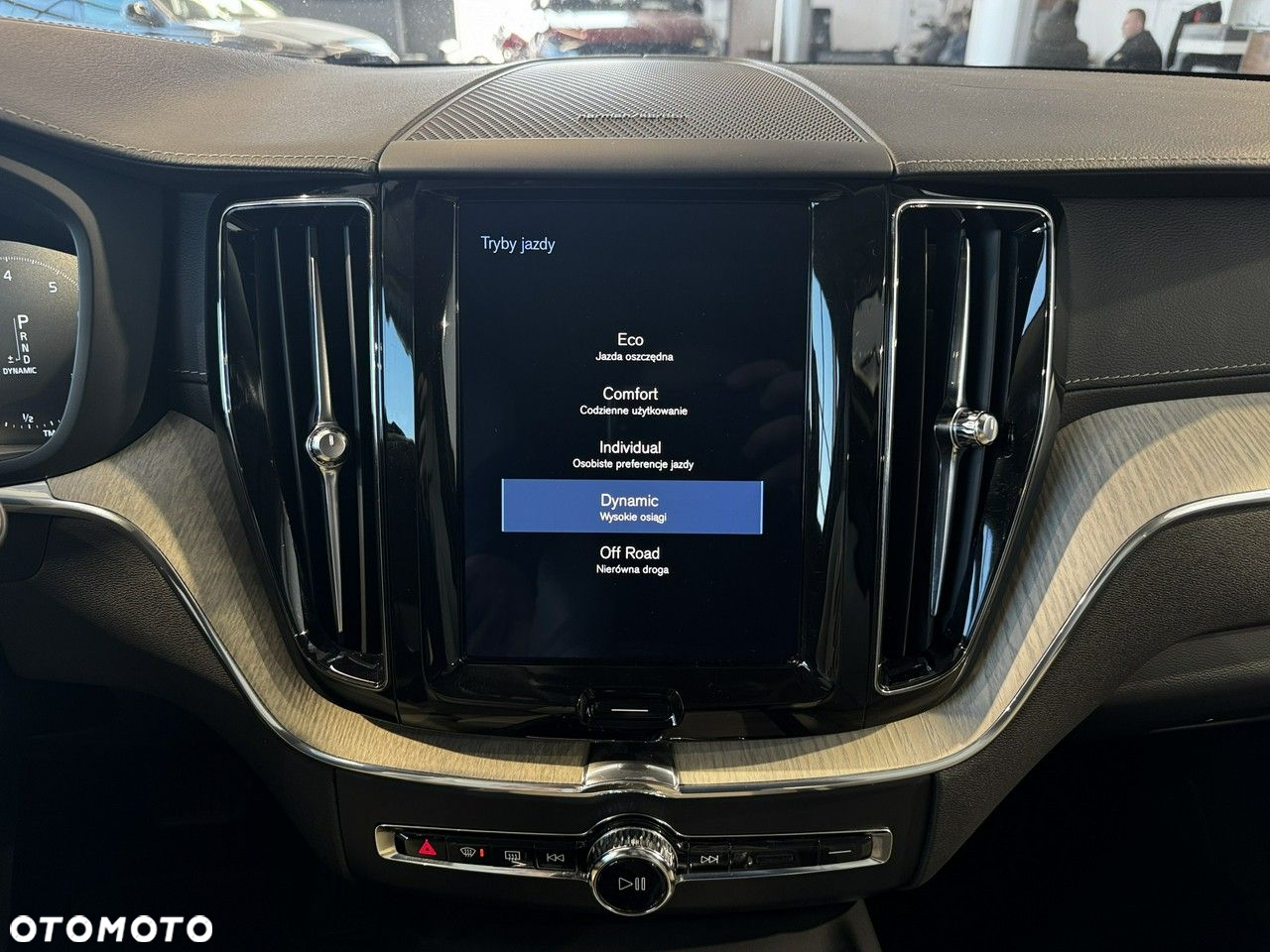 Volvo XC 60 - 30