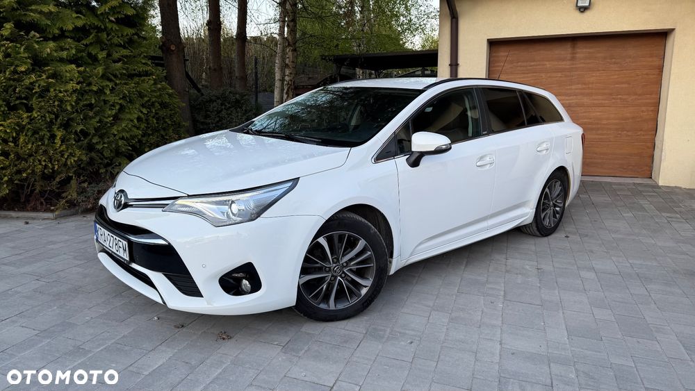Toyota Avensis Touring Sports 1.8 Edition S+ - 1