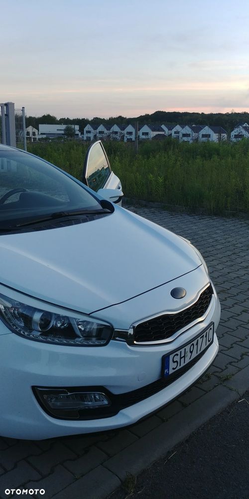 Kia Ceed 1.6 GDI L - 16