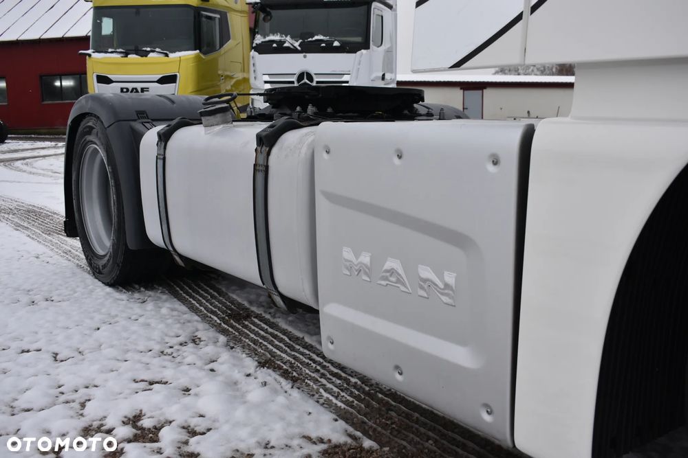 MAN 18 460 Low Deck - 14