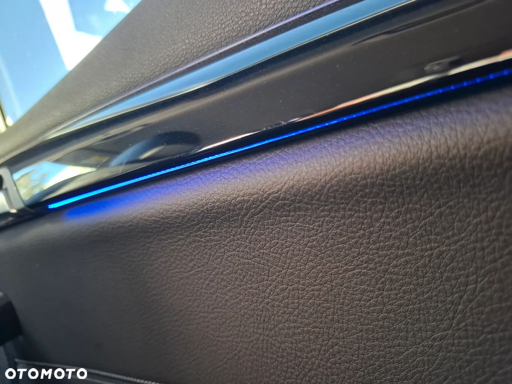 BMW X1 sDrive18d Sport Line - 19