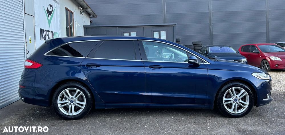 Ford Mondeo 2.0 EcoBoost Titanium - 17