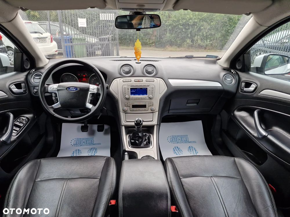 Ford Mondeo 1.8 TDCi Titanium - 21