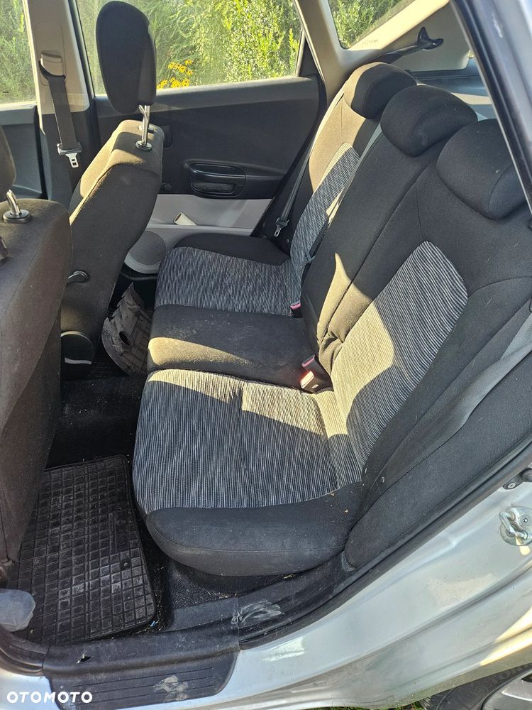 Kia Ceed - 5