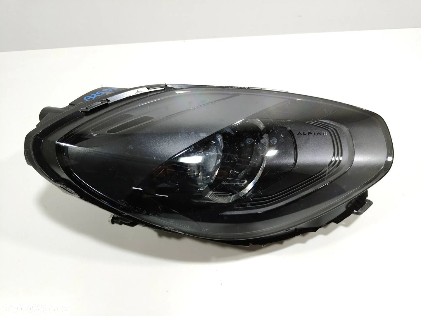 Alpine A110 LAMPA PRAWA PRZEDNIA ORYG SZKŁO CAŁE - 1