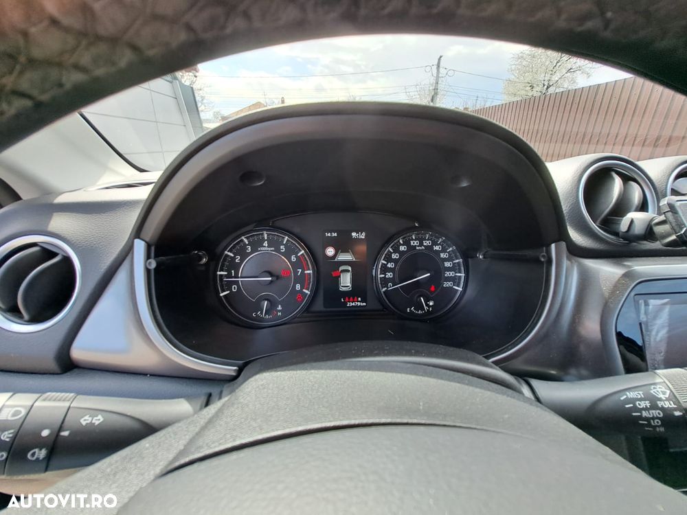 Suzuki Vitara 1.4 Boosterjet MHEV Passion - 14
