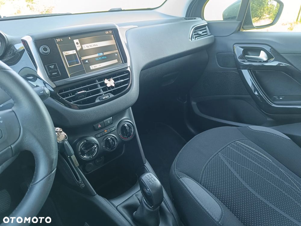 Peugeot 208 PureTech 82 Active - 31