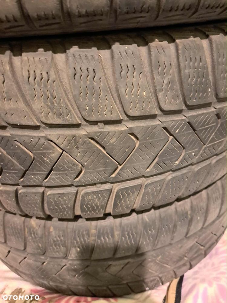 Volkswagen Golf Plus 2.0 TDI DPF Highline - 20