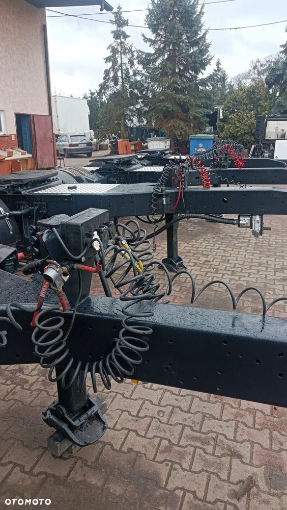 Broshuis WYWROTKA - 22