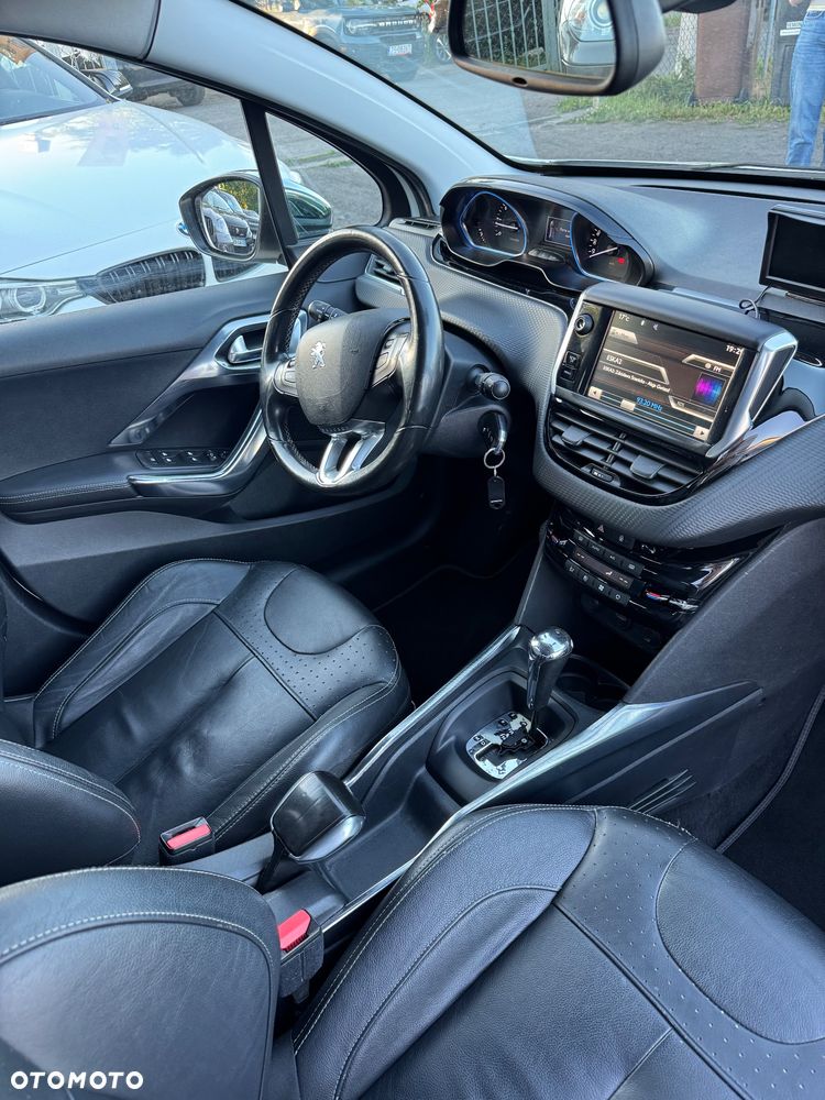 Peugeot 2008 1.6 VTi Allure - 18